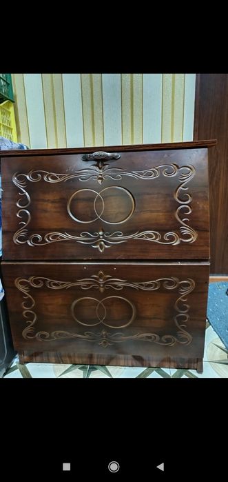 Шкафсервант, прихожка, парта, сандук