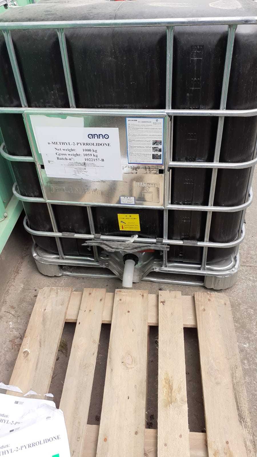 Butoaie de 1000l , de plastic 220l si de tabla 220l