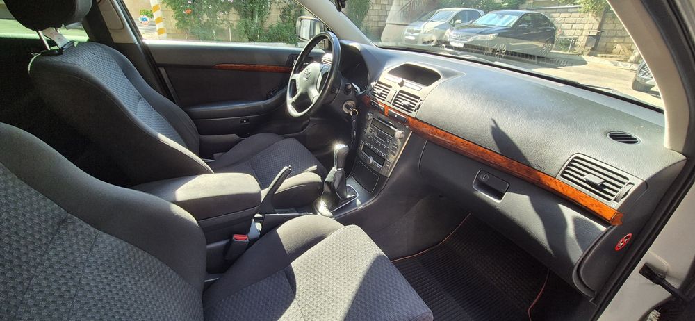 Toyota Avensis 2.0 D-4D