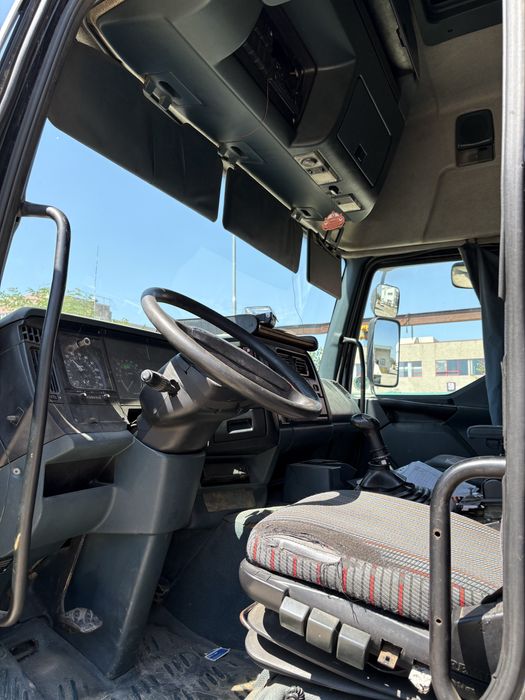 Renault Premium 300