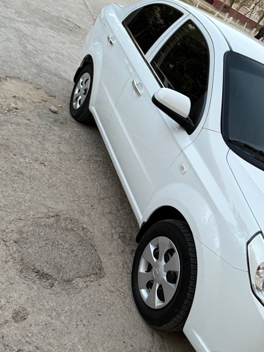 Nexia 3 2019 srochno sotiladi