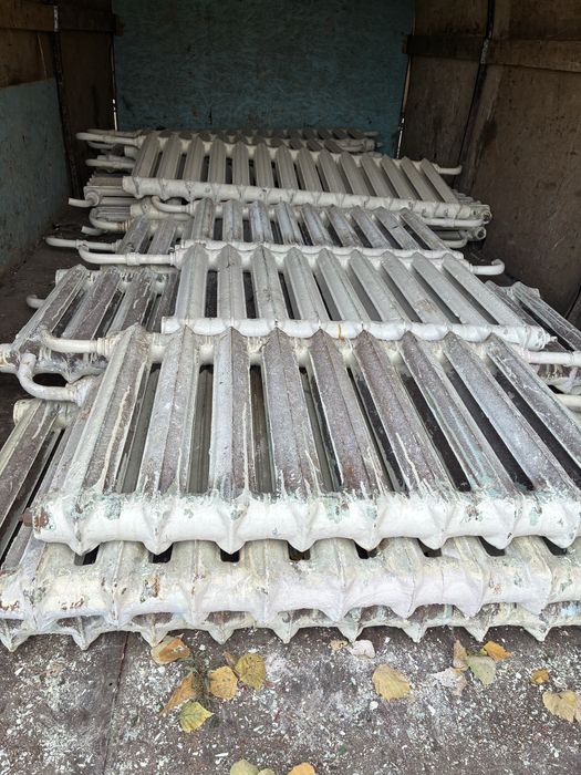 Продам батареи б/у (разные)