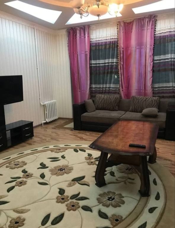 Чиланзар 16, Метро Чиланзар, №:122