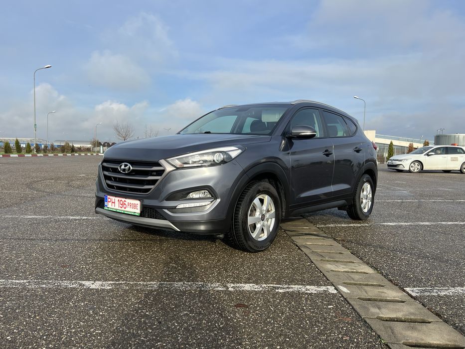 Hyndai Tucson  1.7 CRDi