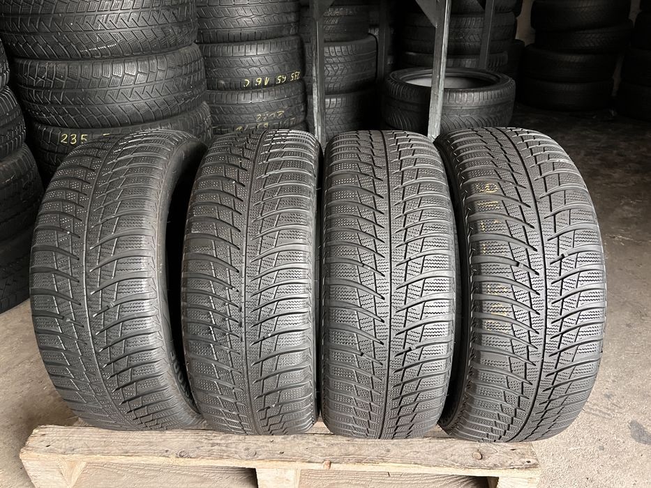 4 anvelope iarna 205/55/16 , bridgestone !