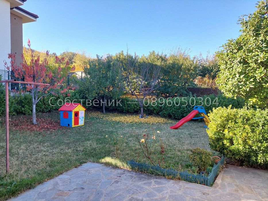 Уютна къща в с. Брестовица – в подножието на Родопите