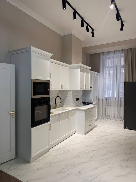 Продаётся 3-х комнатная квартира в ЖК Oq Saroy Паркентский Центр 5 мин