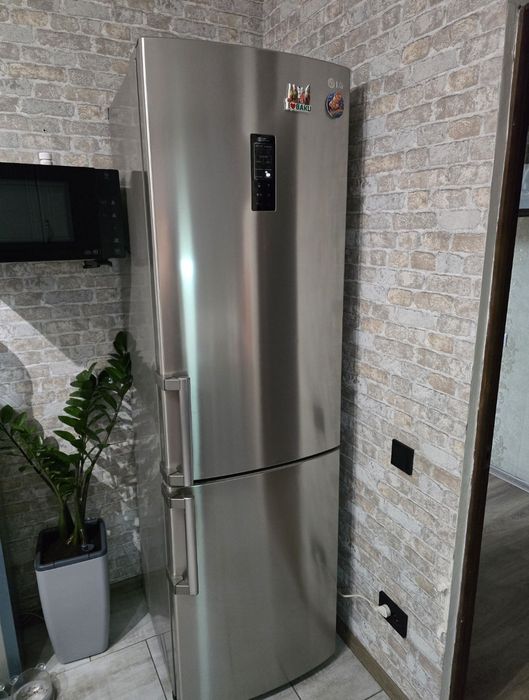 Холодильник LG...