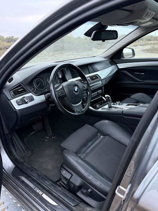 BMW 530d 258 Cp f11/ f10 2011 // X-drive automat // Avariat / Lovit /
