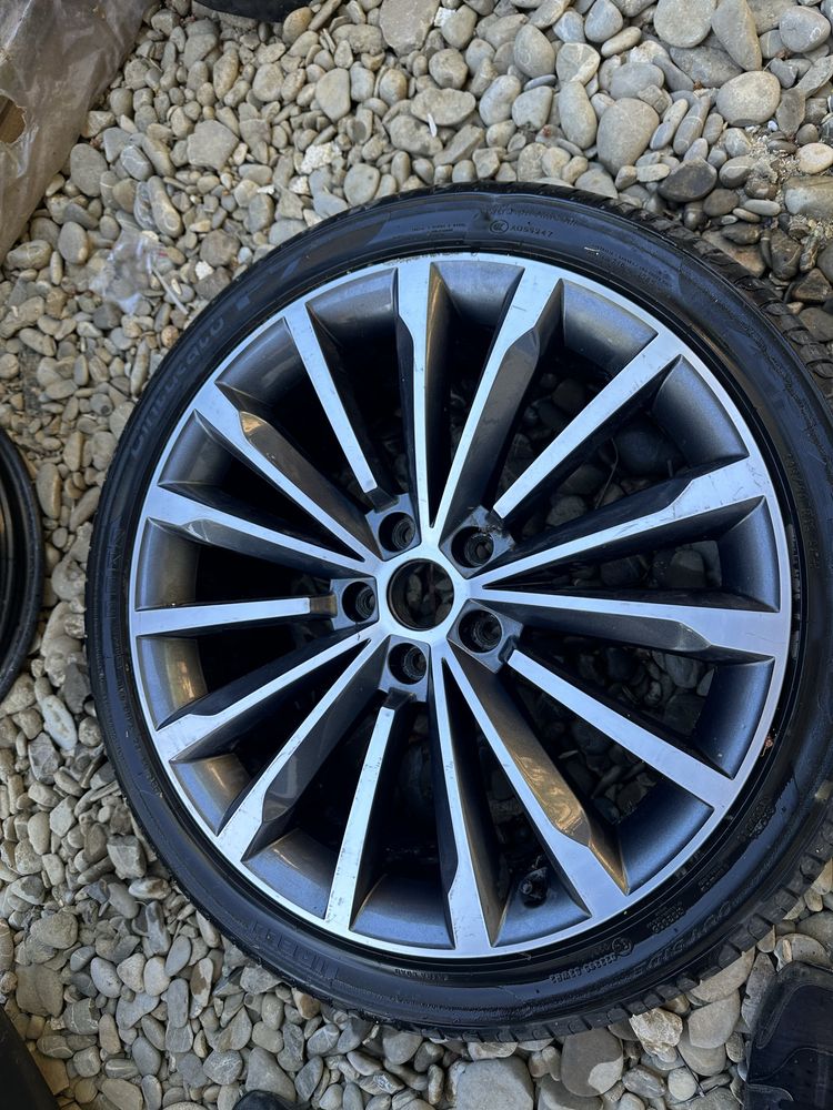 Jantă r 19 skoda superb 3.cod:3v0601025.a.q.