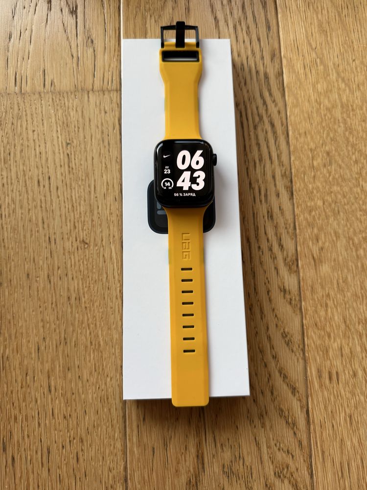 Apple watch 44 mm SE