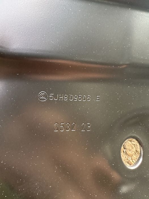 Aripă dreapta spate skoda rapid.seat toledo.