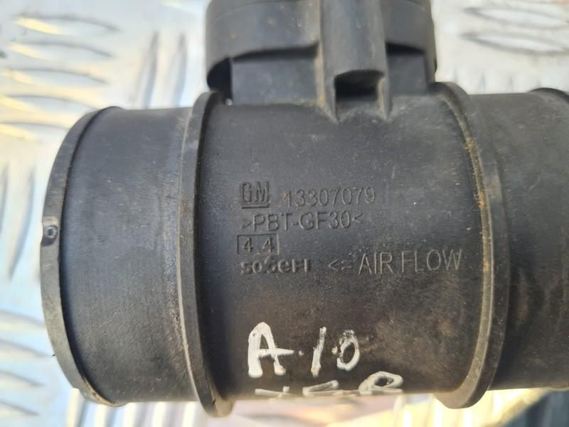 Debitmetru Opel Corsa D 1.2i; 1.4i