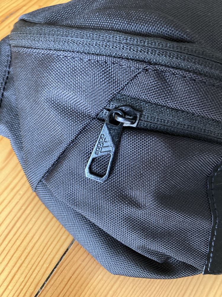 Оригинална чанта Adidas