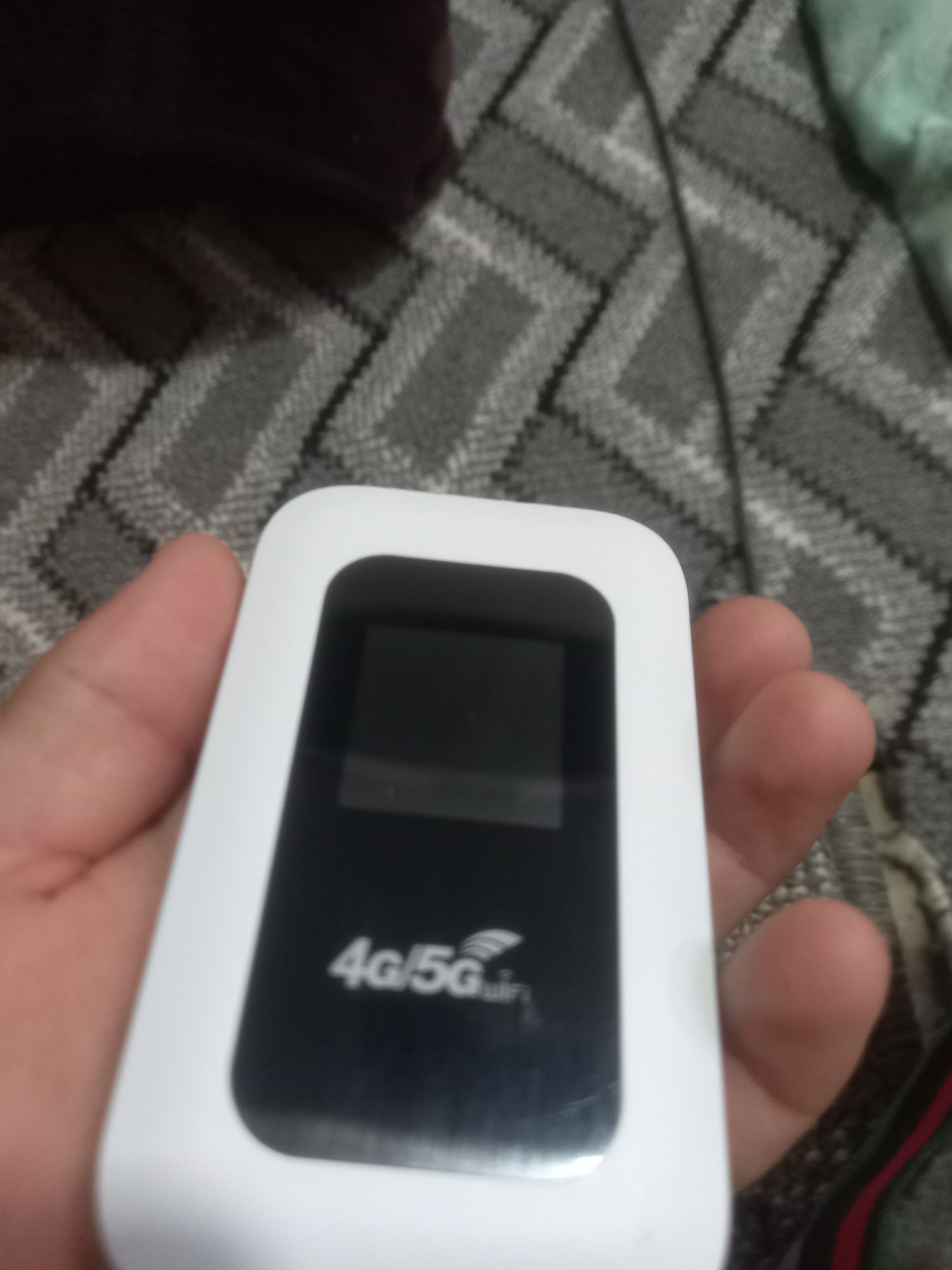 Cho‘ntak wi fi sotiladi sim karta bilan ishlaydi