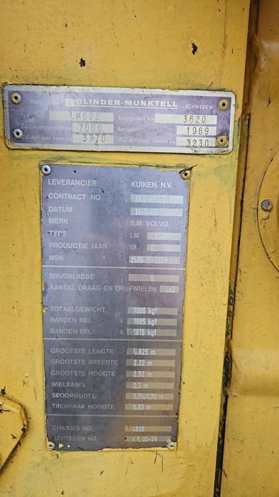 Tractor încărcător frontal Volvo LM 620 Ifron