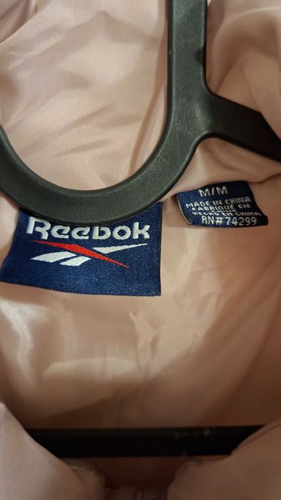 Reebok бледорозово капитонирано яке – XS / S / M / L