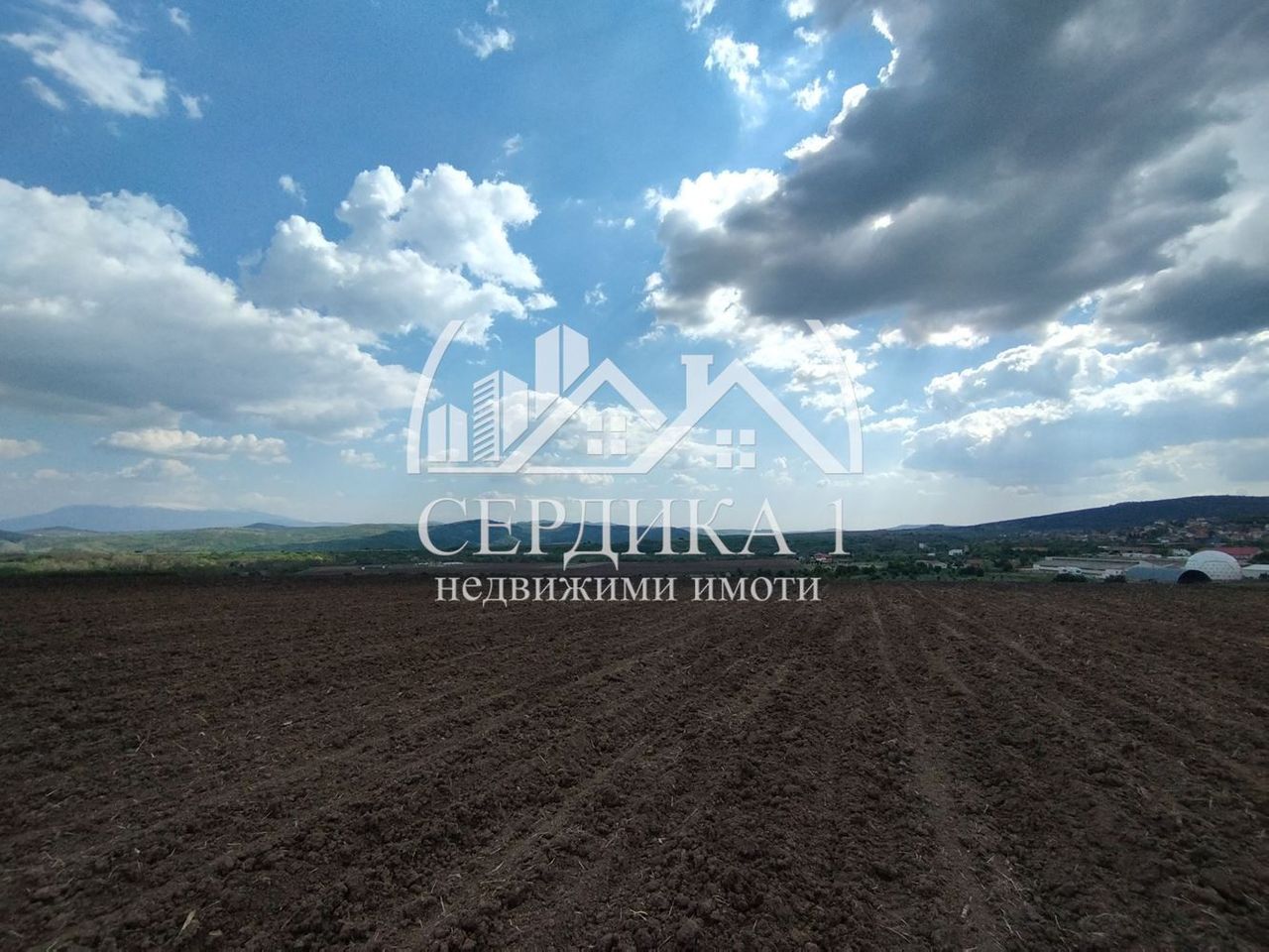 Продава се Парцел в с. Храбърско, Област София-област - 3899 кв.м за 70 €/кв.м - Снимка #2