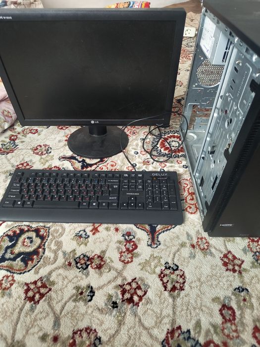 Компьютер AMD A8 7600 / 12 ГБ / 1 ТБ / Монитор + Клавиатура + Мышка