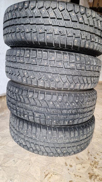 Продам шины 195/65/15
