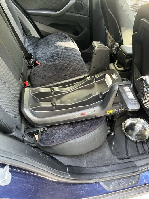 Scoica auto Bugaboo cu baza isofix