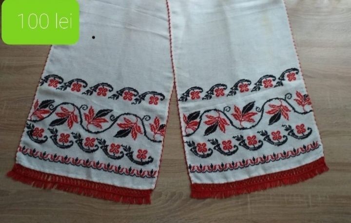Prosop/ștergar tradițional lucrat manual pe etamină