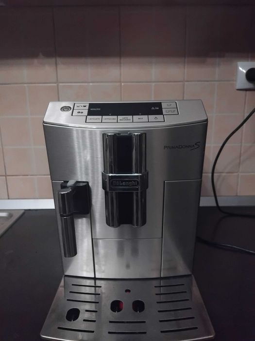 Expresor Deloghi Prima Donna s