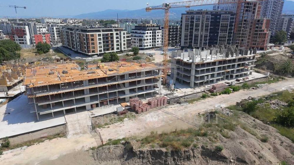 Продава се Двустаен апартамент в Пловдив, Христо Смирненски - 65 кв.м за 1476 €/кв.м - Снимка #2