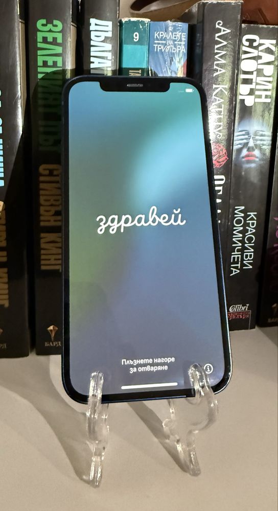 Iphone 12 128 GB + кейсове