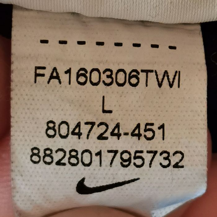 Панталони Nike L
Размер М