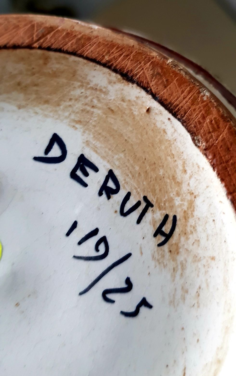 Farfurii/Carafa vechi din ceramică italiană glazurata