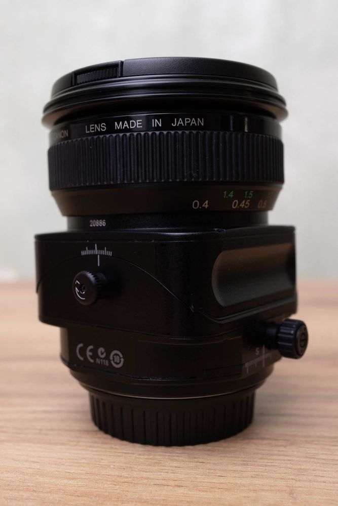 Canon TS-E 45mm f/2.8 Tilt Shift