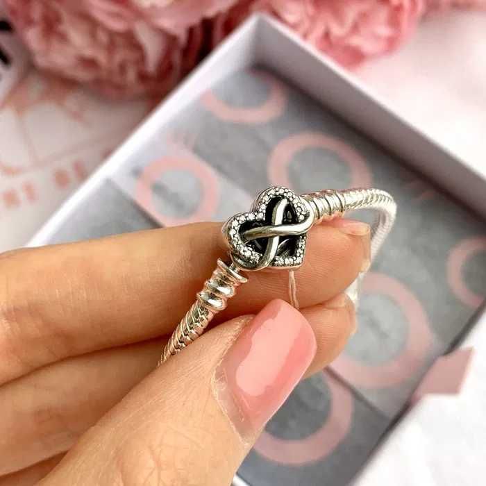 Оригинална Гривна Pandora