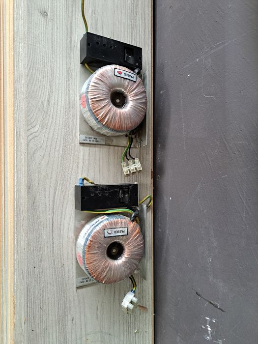 transformator toroidal 33v 4,25 A