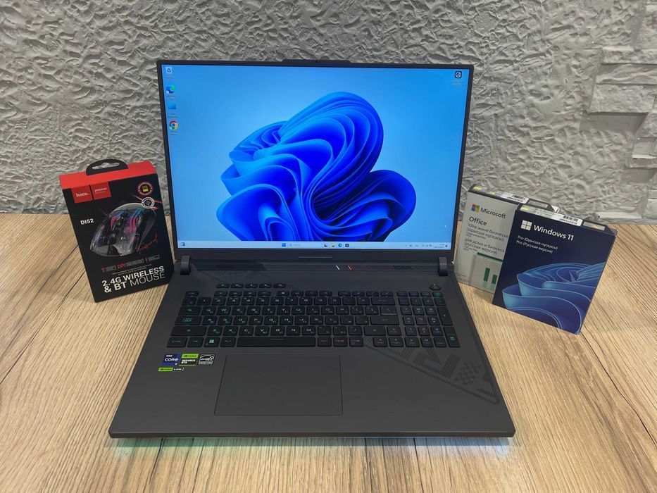 Игровой ноутбук ASUS ROG STRIX G18 /Core i9-13980HX/16GB/1TB/RTX4070-8