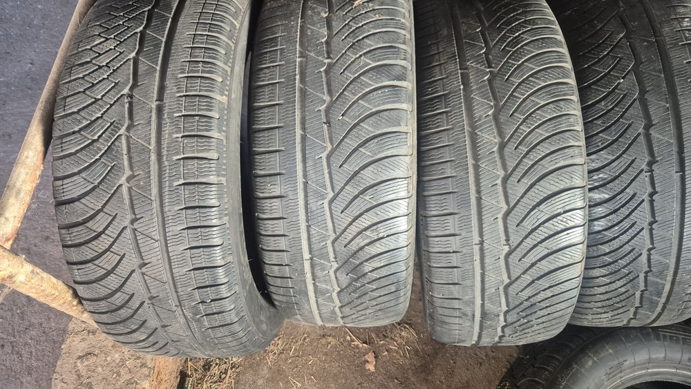 235 55 17 4бр зимни гуми дот 15 6мм граифер без лепенки