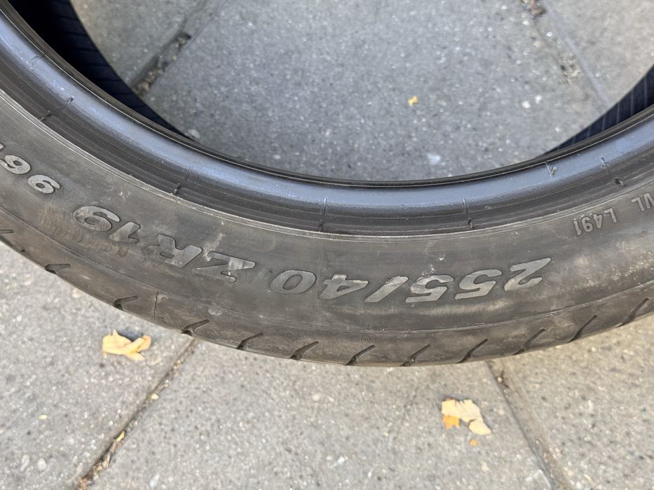255/40/ZR19 Pirelli Pzero 2бр летни dot1814 4мм