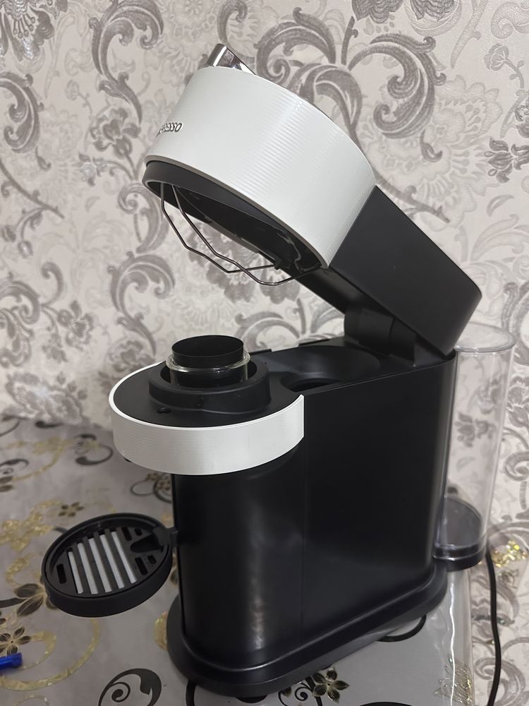 Капсульная кофемашина DeLonghi Nespresso ENV120.W, белый