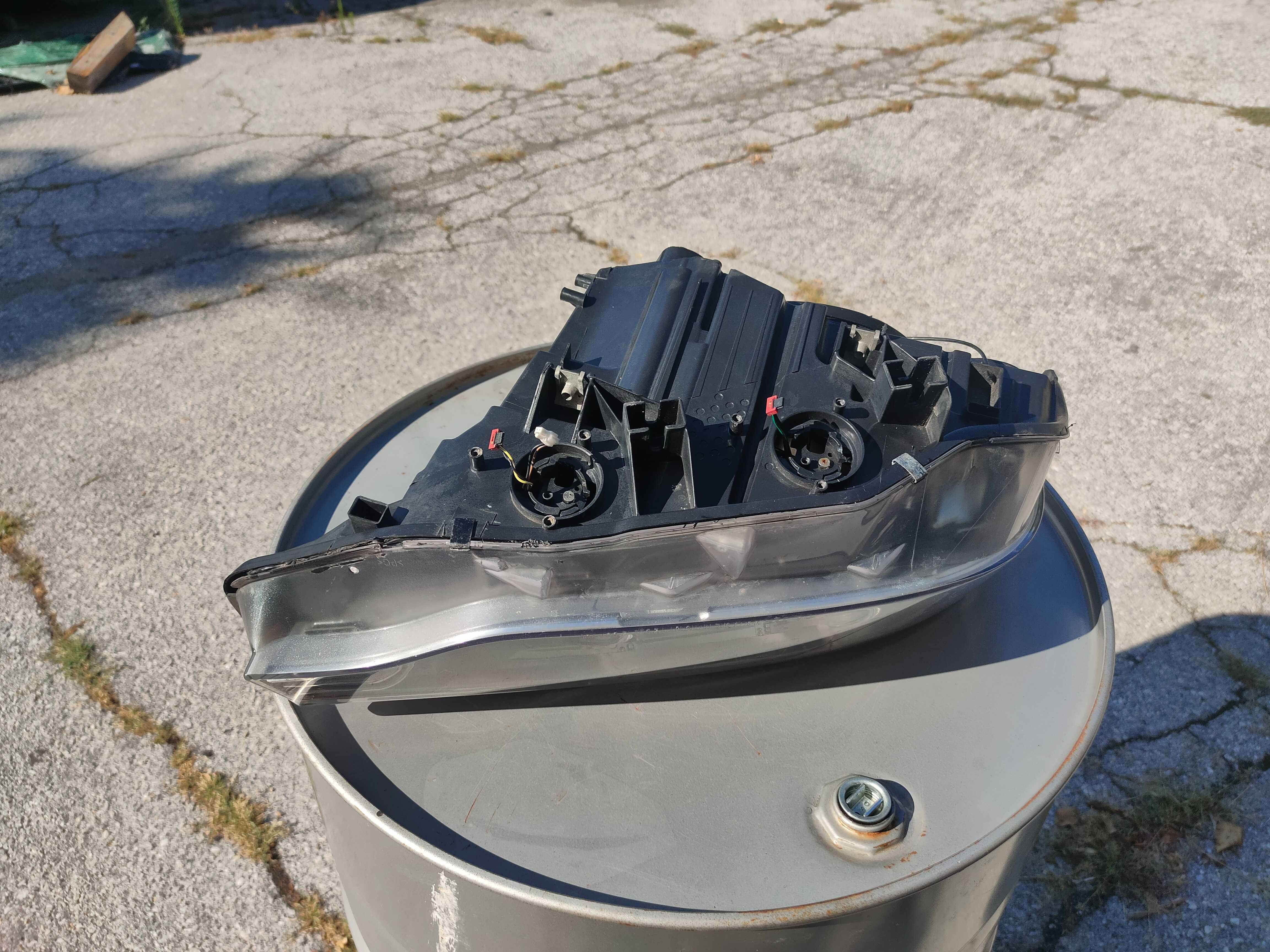 Десен фар bi-xenon за BMW F32 / F33 / F36