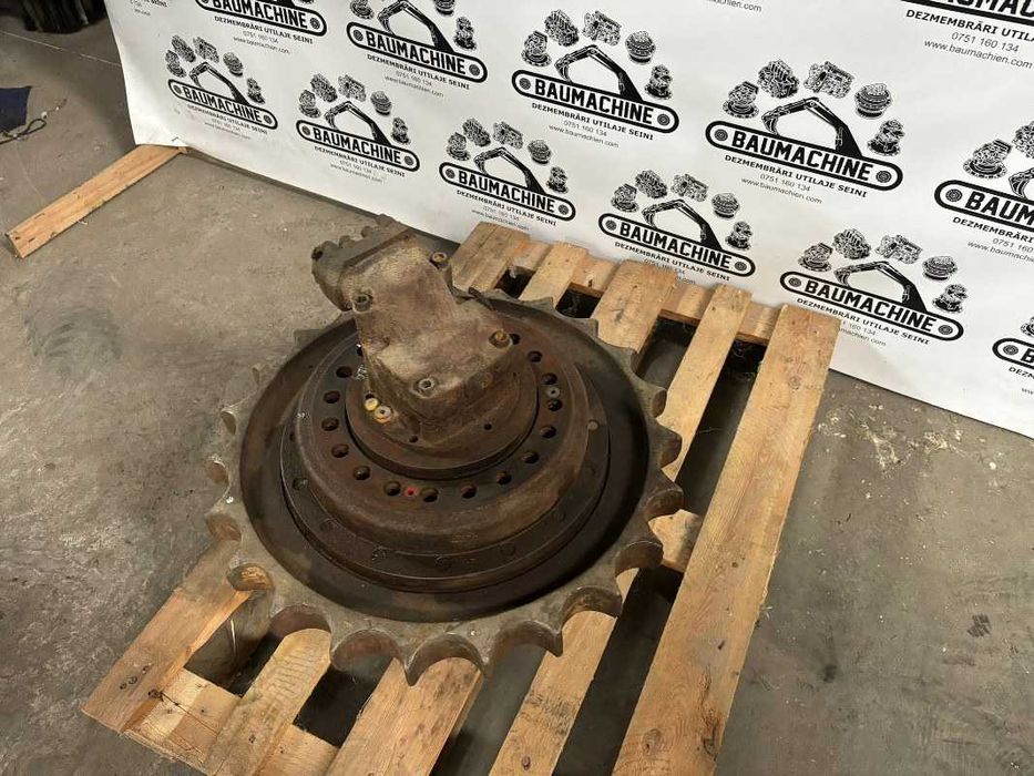 Transmisie finala pentru excavator pe senile Case 688, 888