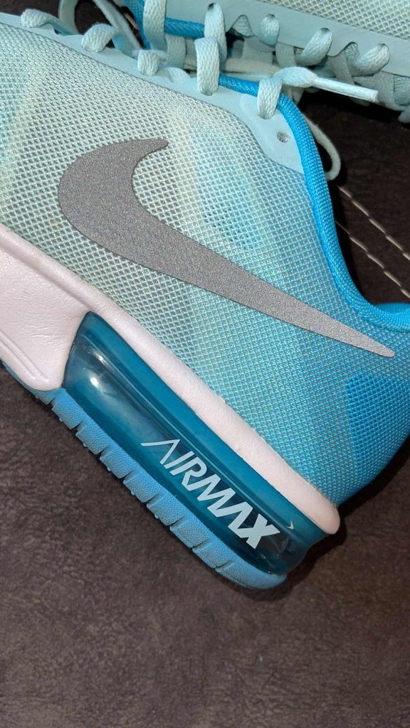 Страхотни маратонки Nike Air Max