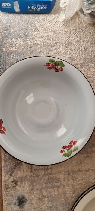 Большой таз эмалироввнный