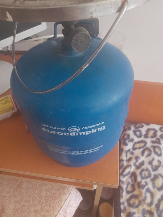 Vand butelie camping cu arzator, 8 litri,, sector 3, Titan