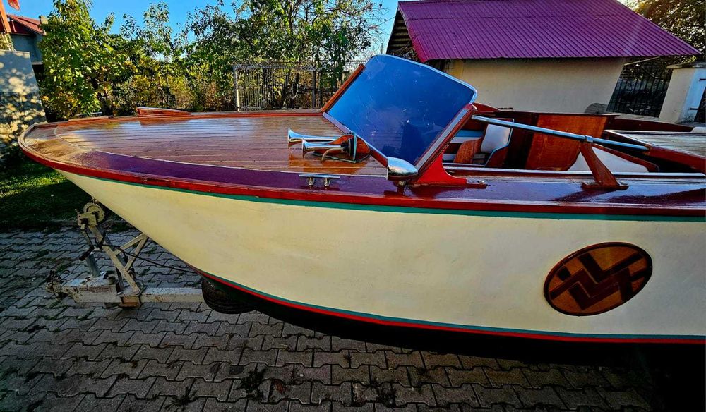 Barca Bristena Proiect Unicat