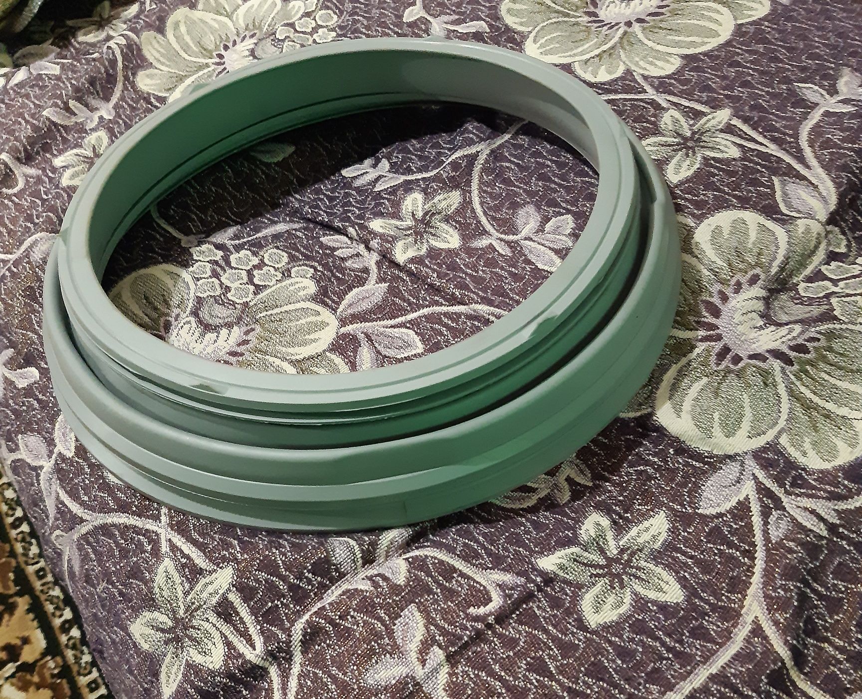 Манджет для люка серый