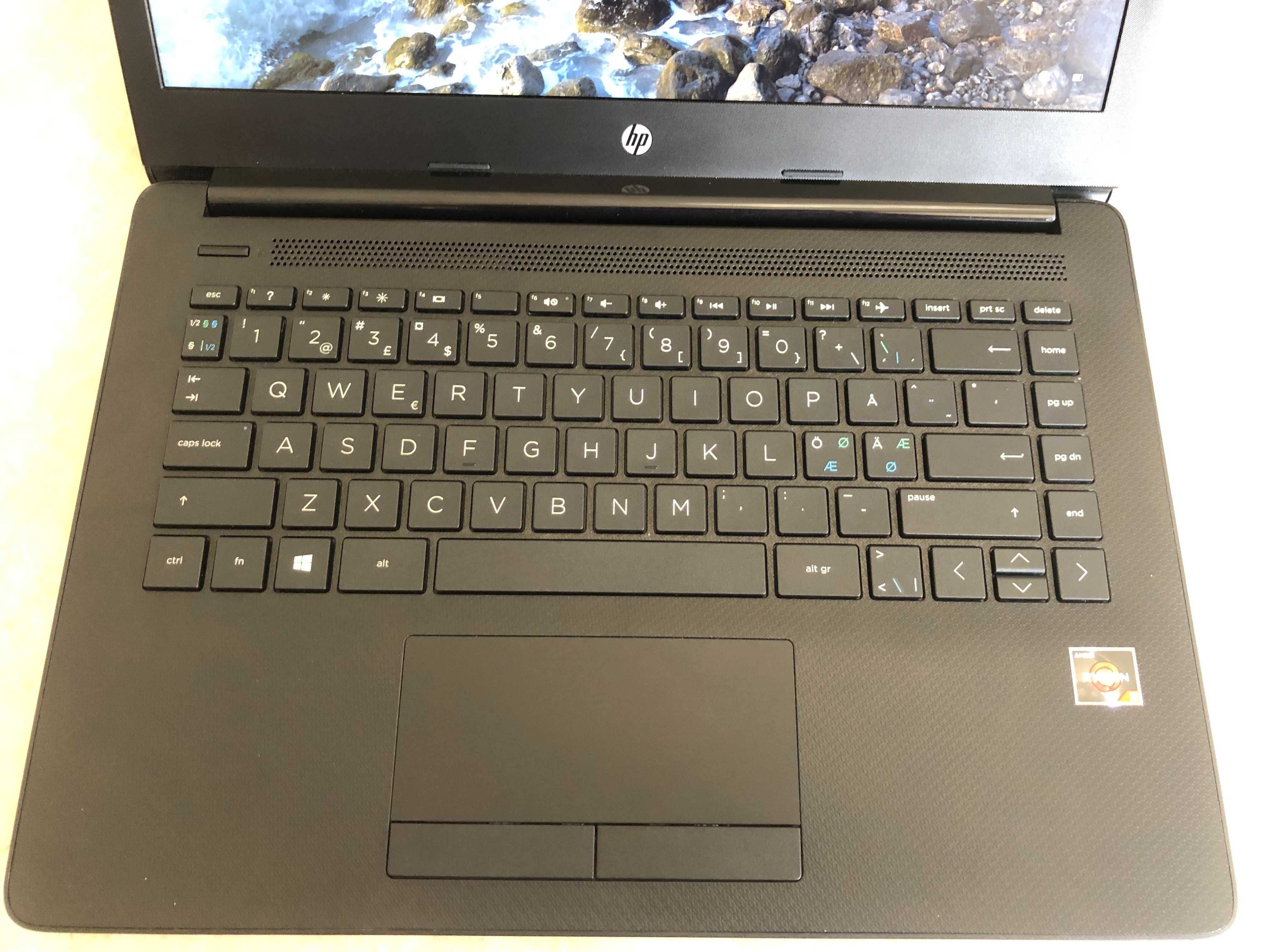 Dezmembrare NoteBook HP 14-cm1809no Ryzen 3 14" Full HD functional.