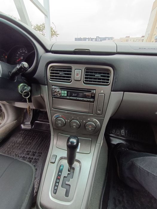Subaru Forester 2.0 газ