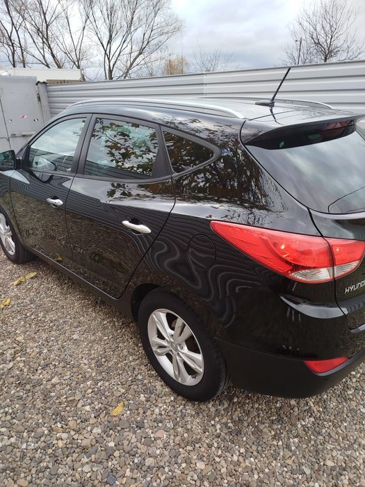 Vând Hyundai ix 35