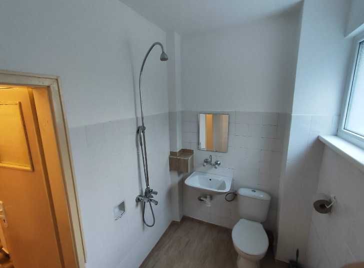 Дава се под наем Тристаен апартамент в Бургас, Възраждане - 75 кв.м за 191.25 € - Снимка #1