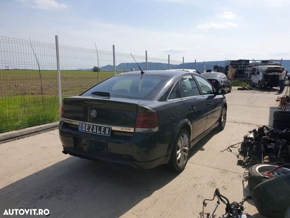 Dezmembrari Opel Vectra C facelift 150cp 1.9 cdti Piese Vectra C 1.9 diesel 6 trepte 150 cai